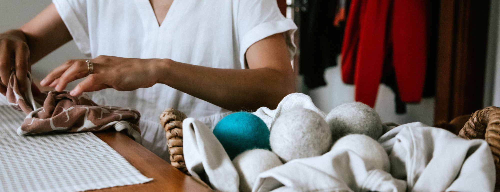 LooHoo Wool Dryer Balls Gift Set — New Parents